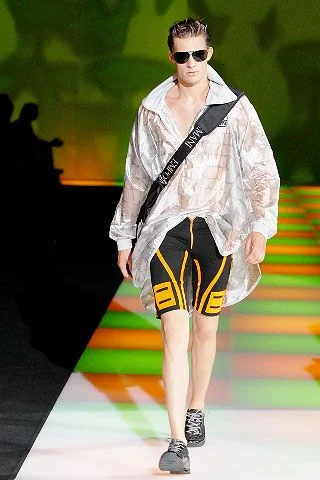 Look 99